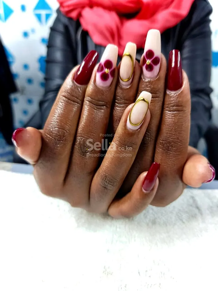 Nails 💅services 