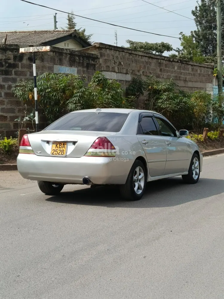 TOYOTA MARK II 