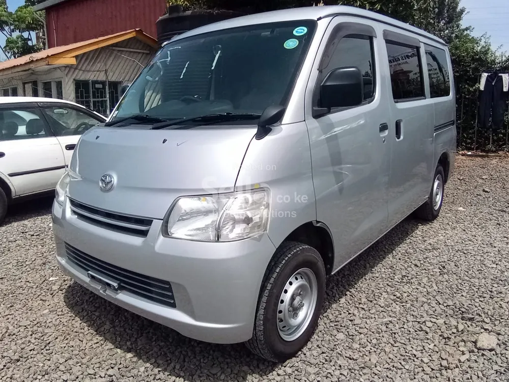 Toyota Town ace 