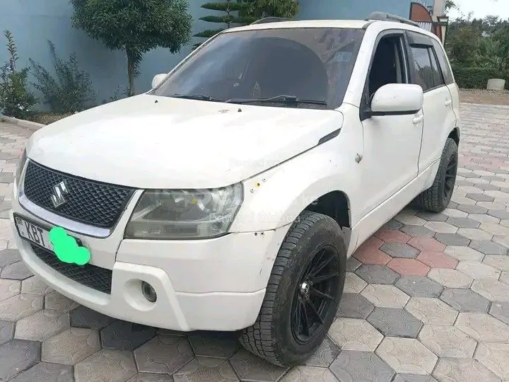 Suzuki Escudo 