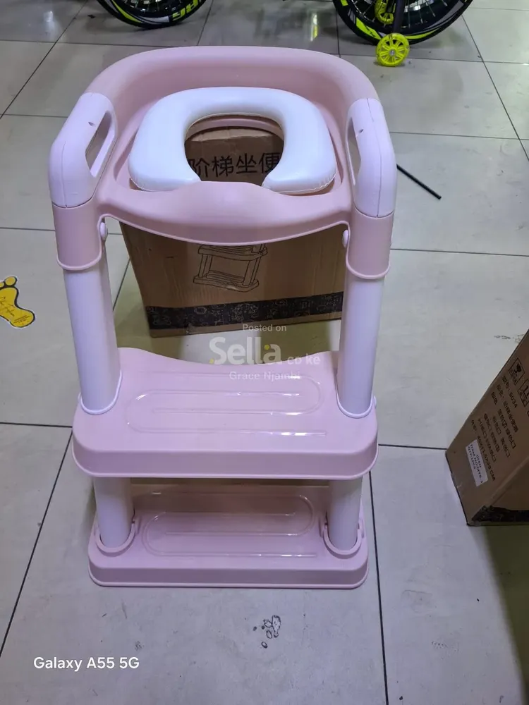 Kids training toilet ladder 