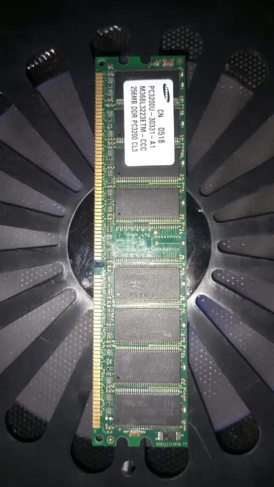 Samsung 256MB DDR Desktop RAM