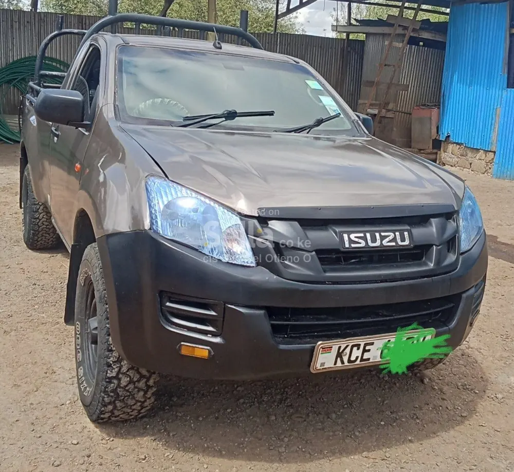Isuzu Dmax 2015 Model 