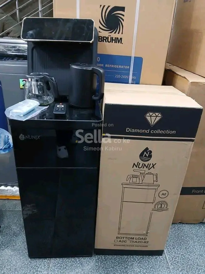 Remote control water dispenser 