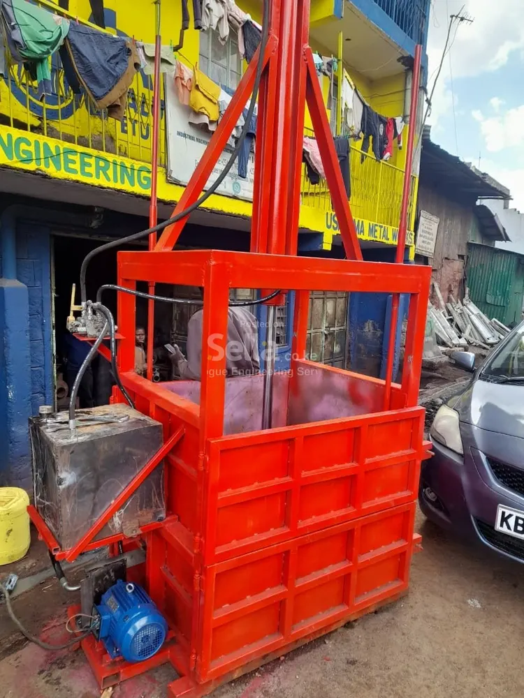 HYDRAULIC BALER MACHINE