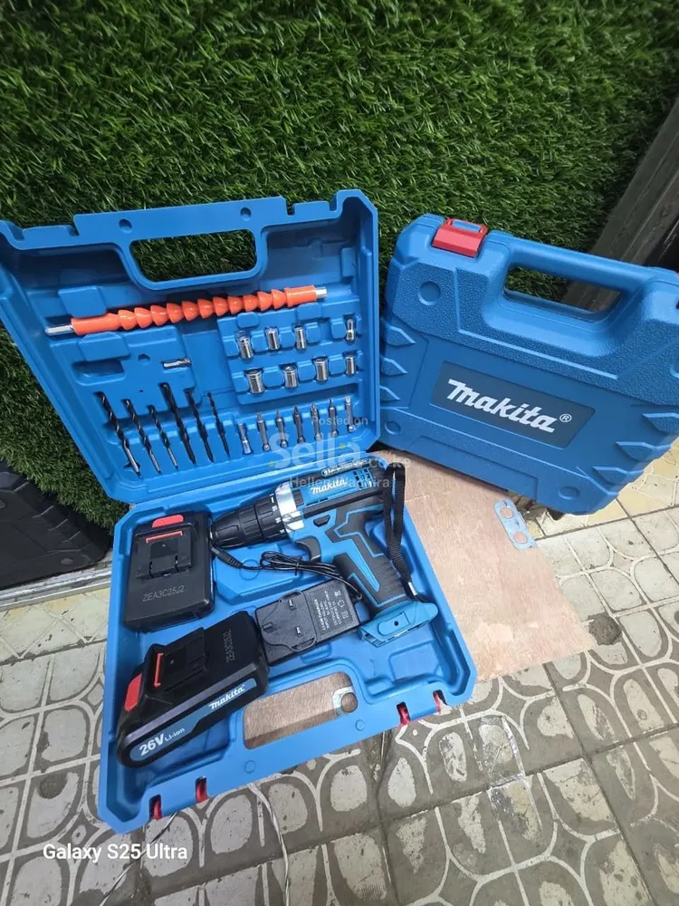 26v makita cordless drill set with drill bits 