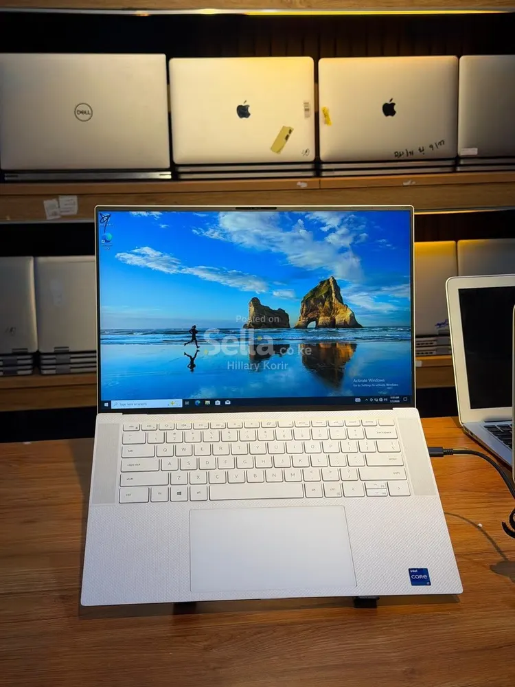 Dell XPS 15 9510 i7 11th 16/512 4GPU Nvidia GeForce RTX graphics