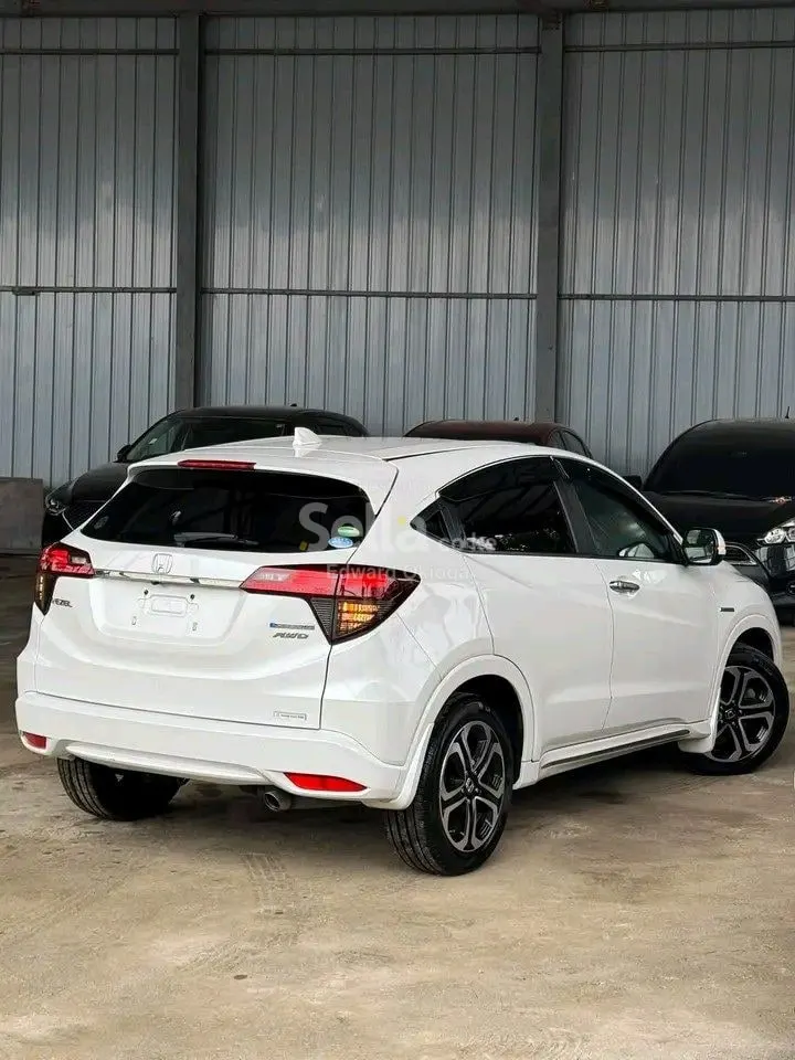 Honda vezel 