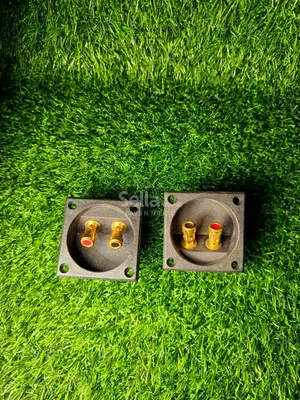 Speaker connectors 