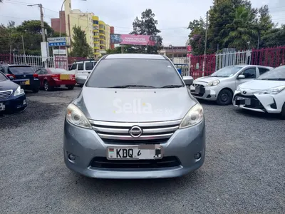 Nissan Lafesta