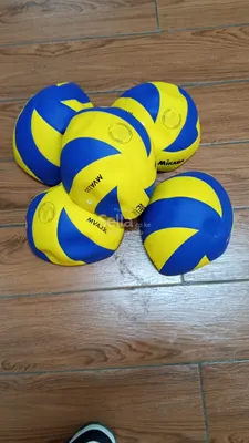 Mikasa MVA330 Volleyball 