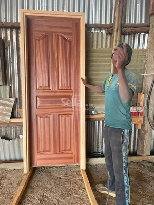 Flash doors