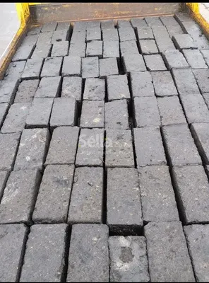 Machine cut stones 