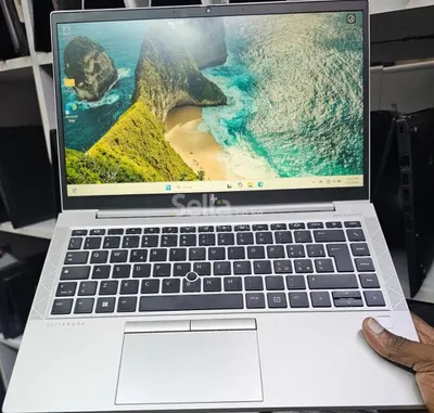 Hp elitebook  845g8  AMD reyzon 5 PRO 