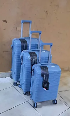 *3in 1 unbreakable suitcases 