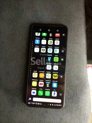 Tecno spark 8c 