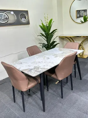 4 seater dining table 