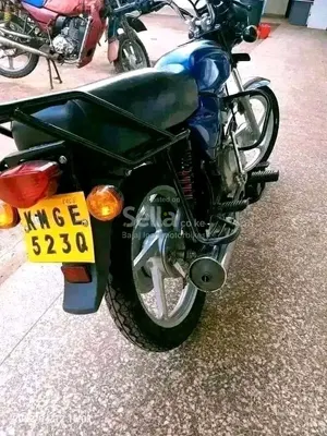 Boxer 100cc@bajaj loan motorbikes 