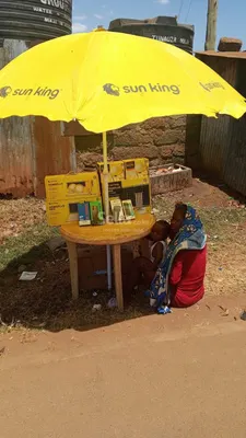 Smartphones and lanterns ,mos mos payment 